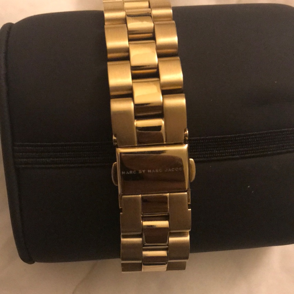 Marc  Jacob Watch - Picture 3 of 5